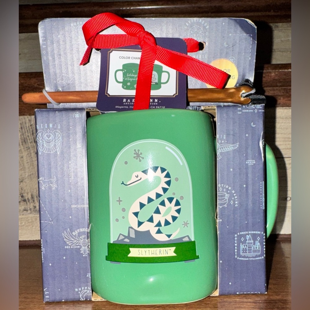 🥰  Harry Potter Slytherin Colour Changing Mug Stir Wand Holidays At Hogwarts